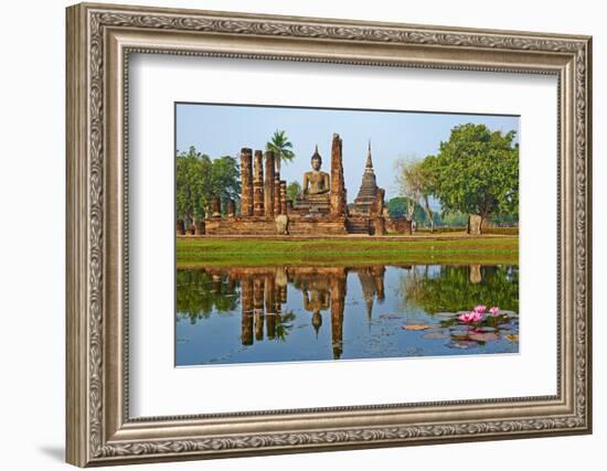 Wat Mahatat, Sukhothai Historical Park, Sukhothai, Thailand, Southeast Asia, Asia-null-Framed Photographic Print