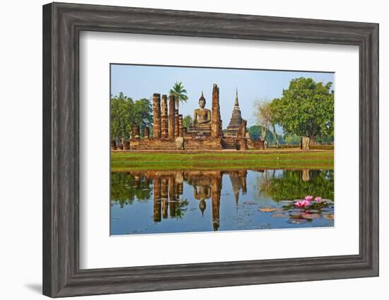 Wat Mahatat, Sukhothai Historical Park, Sukhothai, Thailand, Southeast Asia, Asia-null-Framed Photographic Print