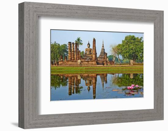 Wat Mahatat, Sukhothai Historical Park, Sukhothai, Thailand, Southeast Asia, Asia-null-Framed Photographic Print