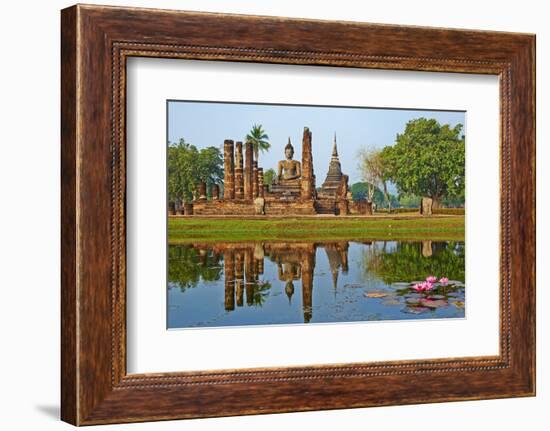 Wat Mahatat, Sukhothai Historical Park, Sukhothai, Thailand, Southeast Asia, Asia-null-Framed Photographic Print