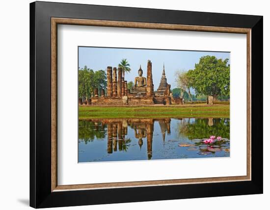 Wat Mahatat, Sukhothai Historical Park, Sukhothai, Thailand, Southeast Asia, Asia-null-Framed Photographic Print