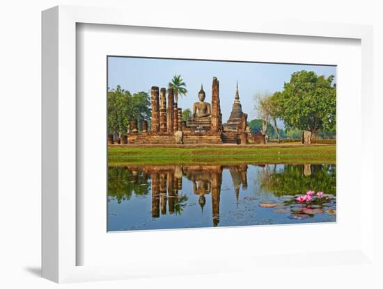 Wat Mahatat, Sukhothai Historical Park, Sukhothai, Thailand, Southeast Asia, Asia-null-Framed Photographic Print