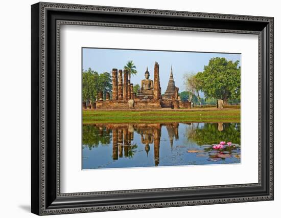 Wat Mahatat, Sukhothai Historical Park, Sukhothai, Thailand, Southeast Asia, Asia-null-Framed Photographic Print