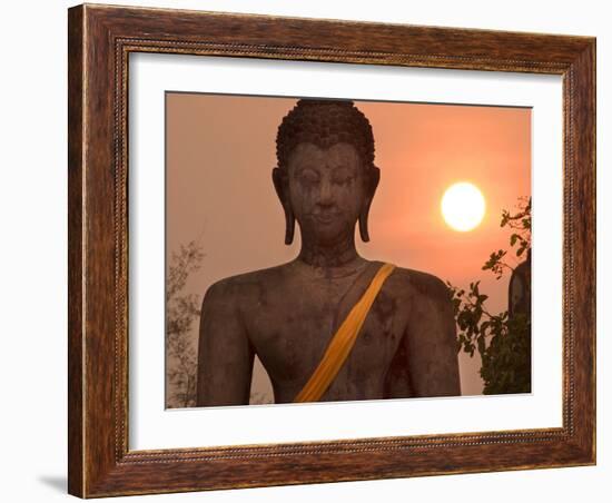 Wat Mahathat, Sukhothai Historical Park, UNESCO World Heritage Site, Sukhothai Province, Thailand, -Ben Pipe-Framed Photographic Print