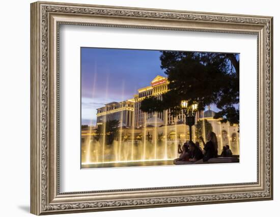 Watching the Bellagio Fountains at Dusk, the Strip, Las Vegas, Nevada, Usa-Eleanor Scriven-Framed Photographic Print