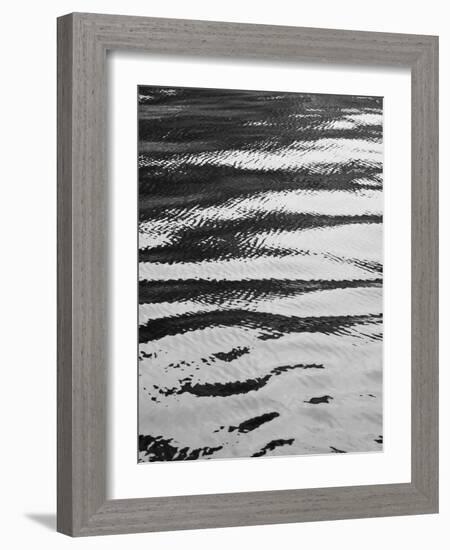 Water ripple-Savanah Plank-Framed Photo