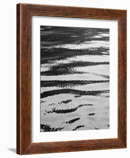 Water ripple-Savanah Plank-Framed Photo