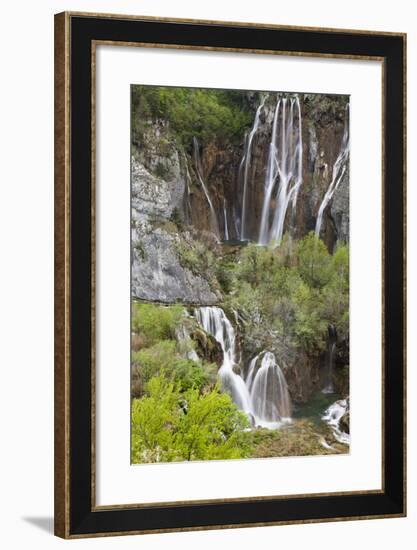 Waterfalls, the Big Fall (Veliki Slap), Plitvice Lakes, Plitvicka Jezera, Croatia-Martin Zwick-Framed Photographic Print