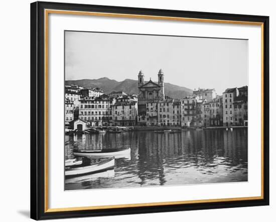 Waterfront-null-Framed Photographic Print