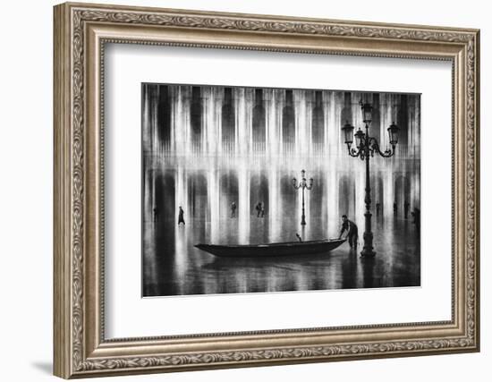 Watertaxi-Roswitha Schleicher-Schwarz-Framed Photographic Print