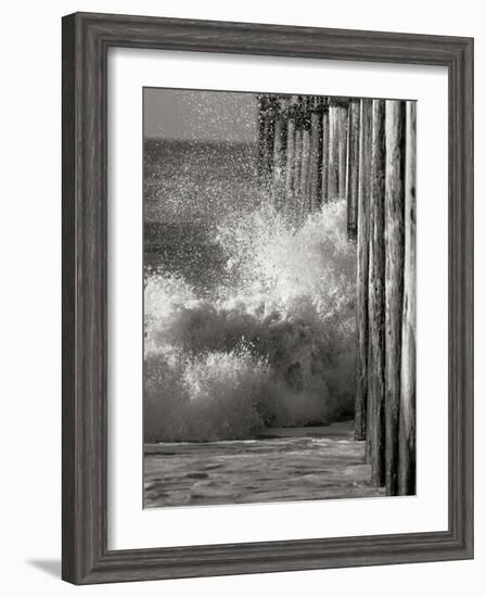 Wave 7-Lee Peterson-Framed Photographic Print