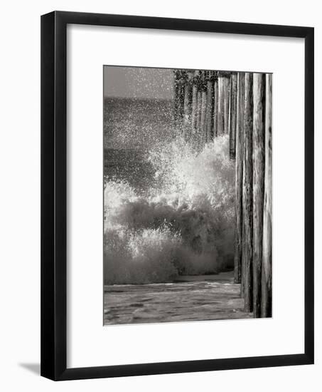 Wave 7-Lee Peterson-Framed Photographic Print