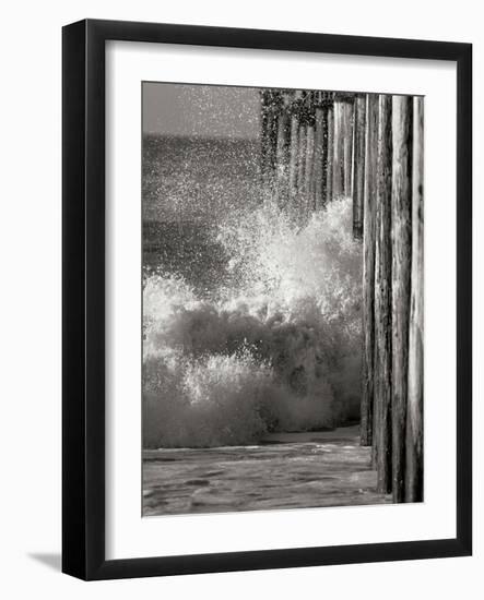 Wave 7-Lee Peterson-Framed Photographic Print