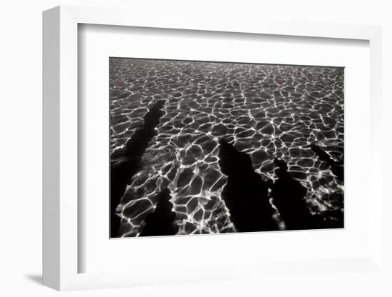 Wave-Lee Peterson-Framed Photographic Print