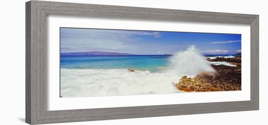 Waves Breaking on the Coast, Maui, Hawaii, USA-null-Framed Photographic Print