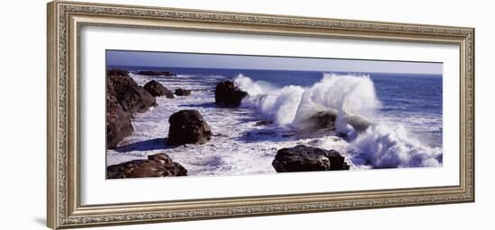 Waves Breaking on the Coast, Santa Cruz, Santa Cruz County, California, USA-null-Framed Photographic Print