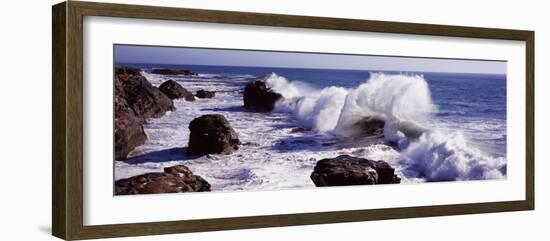 Waves Breaking on the Coast, Santa Cruz, Santa Cruz County, California, USA-null-Framed Photographic Print