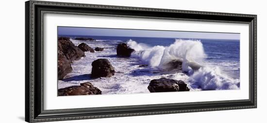 Waves Breaking on the Coast, Santa Cruz, Santa Cruz County, California, USA-null-Framed Photographic Print