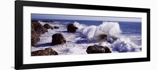 Waves Breaking on the Coast, Santa Cruz, Santa Cruz County, California, USA-null-Framed Photographic Print