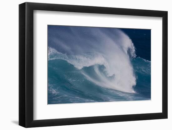 Waves cresting along Hookipa beach state park, Maui, Hawaii-Darrell Gulin-Framed Photographic Print