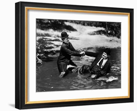 Way Out West, Stan Laurel, Oliver Hardy, 1937-null-Framed Photo