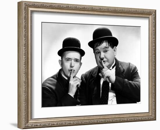 Way Out West, Stan Laurel, Oliver Hardy, 1937-null-Framed Photo