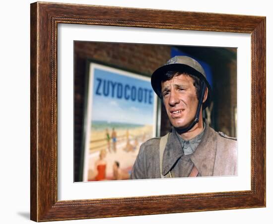 Week end a Zuydcoote by HenriVerneuil with Jean Paul Belmondo, 1964 (photo)-null-Framed Photo