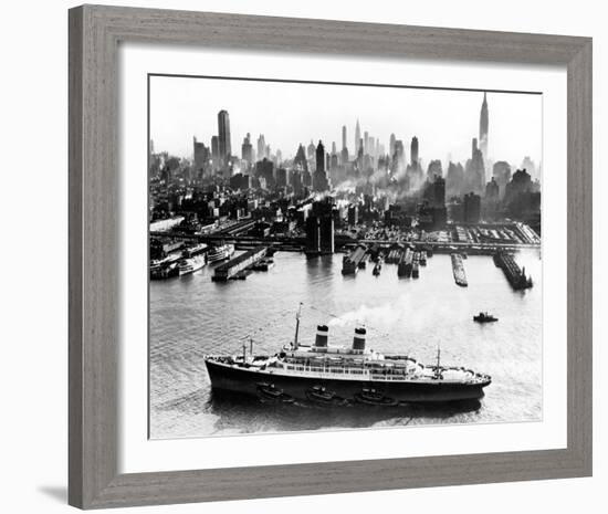 Welcome to New York-The Chelsea Collection-Framed Giclee Print