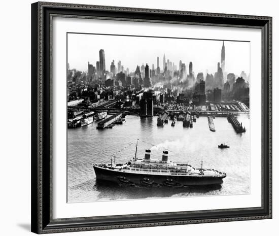 Welcome to New York-The Chelsea Collection-Framed Giclee Print