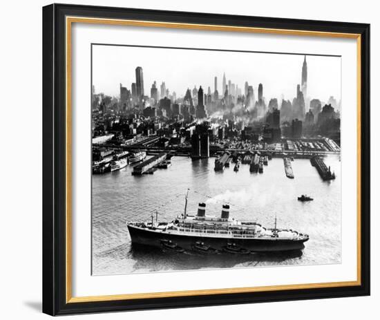 Welcome to New York-The Chelsea Collection-Framed Giclee Print