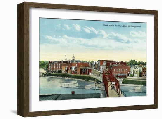 Welland, Ontario - East Main Street and Canal Scene-Lantern Press-Framed Art Print