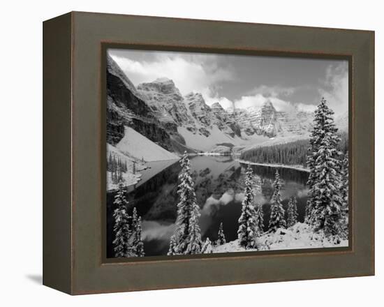 Wenkchemna Peaks and Moraine Lake, Banff National Park, Alberta, Canada-Gavin Hellier-Framed Premier Image Canvas