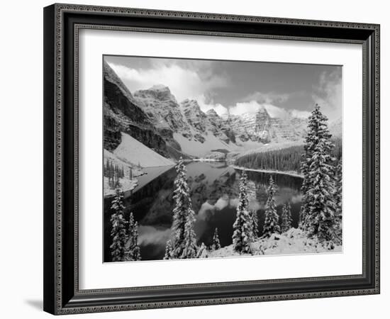 Wenkchemna Peaks and Moraine Lake, Banff National Park, Alberta, Canada-Gavin Hellier-Framed Photographic Print