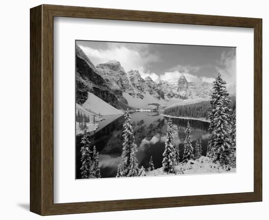 Wenkchemna Peaks and Moraine Lake, Banff National Park, Alberta, Canada-Gavin Hellier-Framed Photographic Print