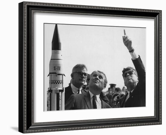 Wernher Von Braun Explains the Saturn Launch System to President Kennedy, Nov. 16, 1963-null-Framed Photo