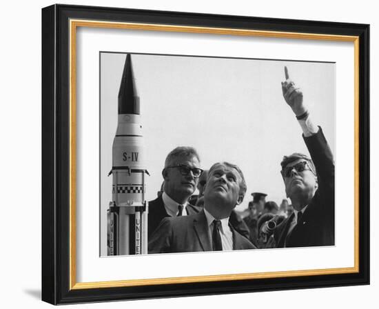 Wernher Von Braun Explains the Saturn Launch System to President Kennedy, Nov. 16, 1963-null-Framed Photo