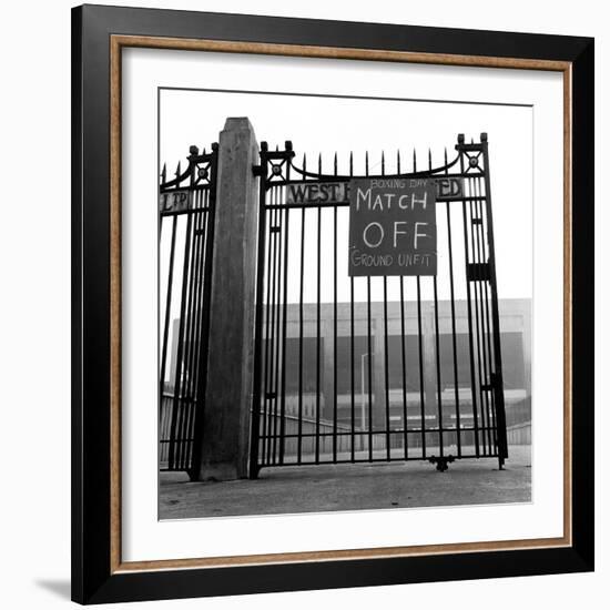 West Ham v. Nottingham Forest. 1962-Staff-Framed Photographic Print