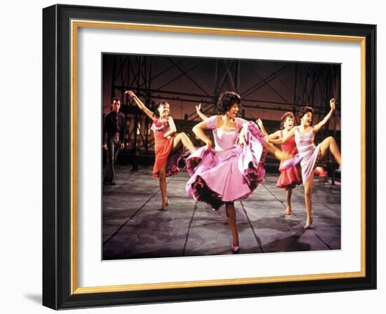 West Side Story, Directed by Robert Wise, 1961-null-Framed Photo
