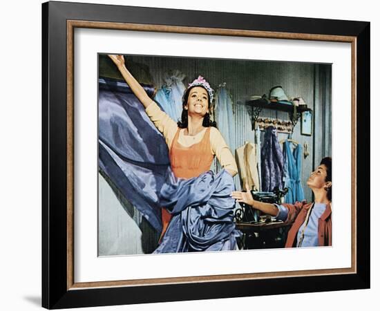 West Side Story, Natalie Wood (Left), 1961-null-Framed Photo