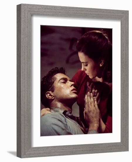 West Side Story, Richard Beymer, Natalie Wood, 1961-null-Framed Photo