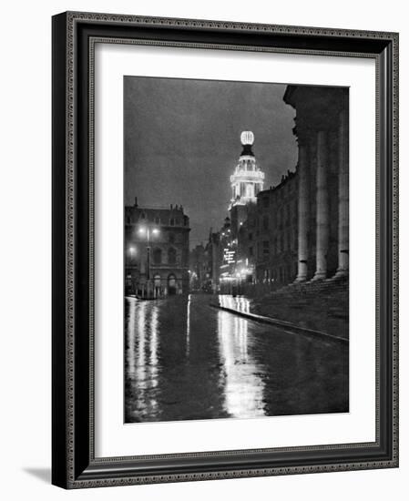 Wet Weather in Trafalgar Square, London, 1926-1927-null-Framed Giclee Print