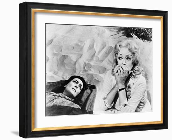 What Ever Happened to Baby Jane?, 1962-null-Framed Photographic Print