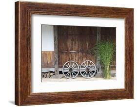 Wheel with Gassho-zukuri house, Ainokura Village, Gokayama, Japan-Keren Su-Framed Photographic Print