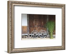 Wheel with Gassho-zukuri house, Ainokura Village, Gokayama, Japan-Keren Su-Framed Photographic Print