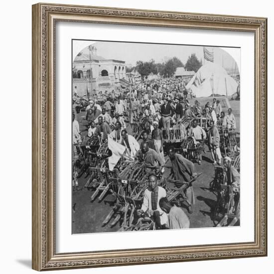 Wheelbarrow Transportation at the Boat Landing, Tientsin (Tianji), China, 1901-Underwood & Underwood-Framed Photographic Print