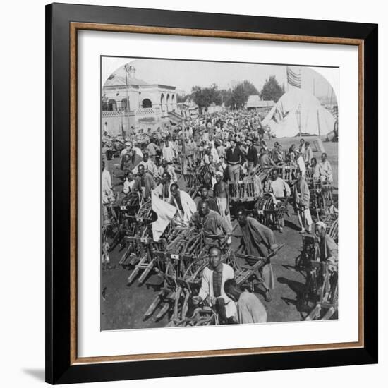 Wheelbarrow Transportation at the Boat Landing, Tientsin (Tianji), China, 1901-Underwood & Underwood-Framed Photographic Print