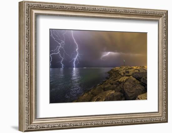 When Lightning Strikes-Mehdi Momenzadeh-Framed Photographic Print