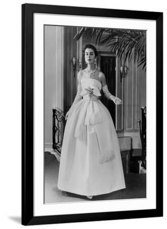 White Evening Dress by Dior, February 1958 Photo | Art.com White Evening Dress by Dior, February 1958 Photo | Art.com
