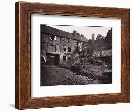 White Hart Inn Yard, Southwark, London, 1881-Henry Dixon-Framed Photographic Print