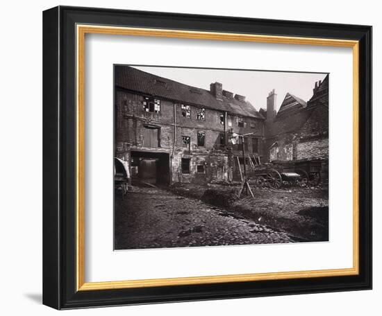 White Hart Inn Yard, Southwark, London, 1881-Henry Dixon-Framed Photographic Print